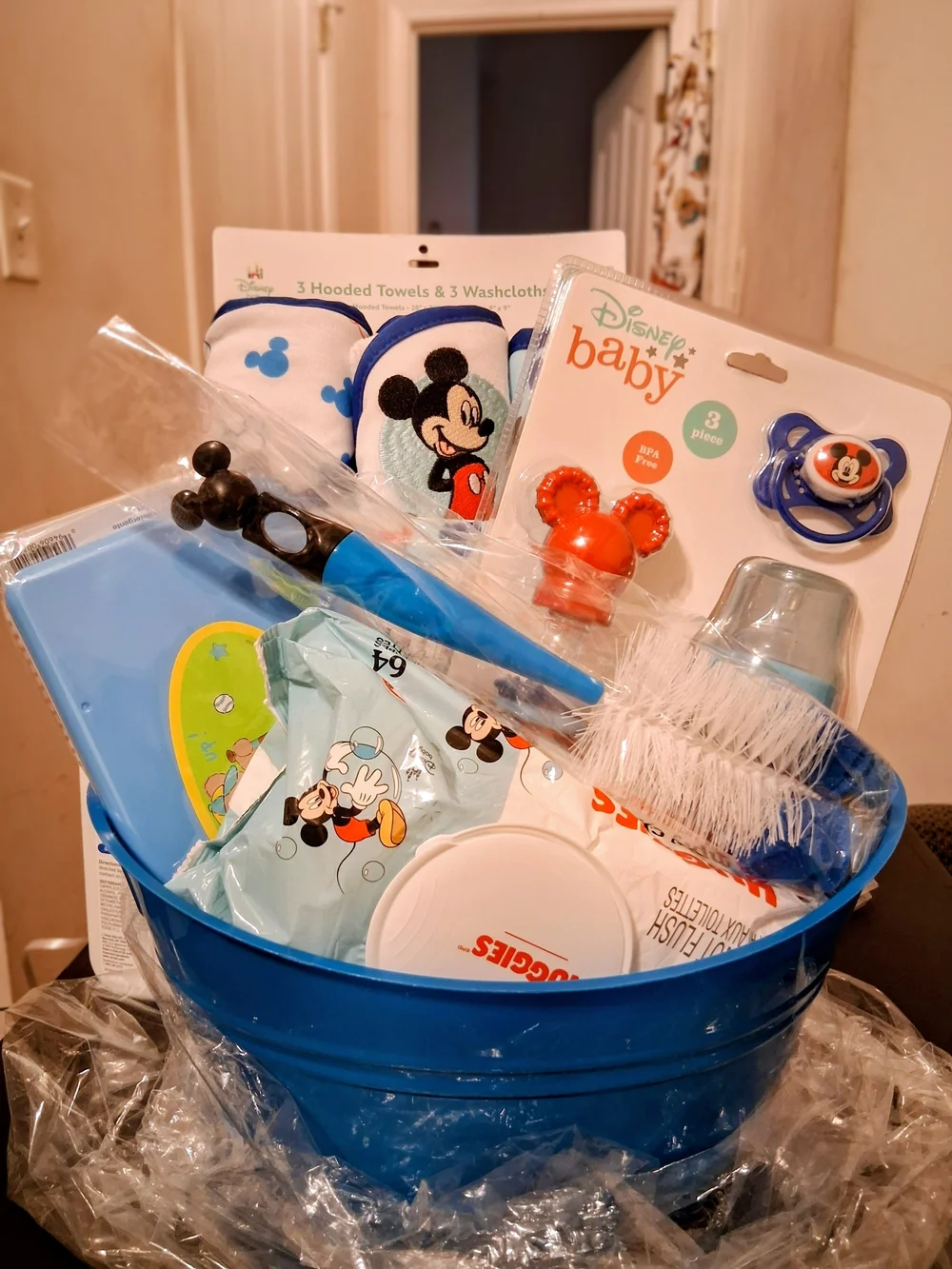 Disney Baby Mickey Mouse Blue Bath Gift Basket